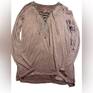 American eagle long sleeve t-shirt